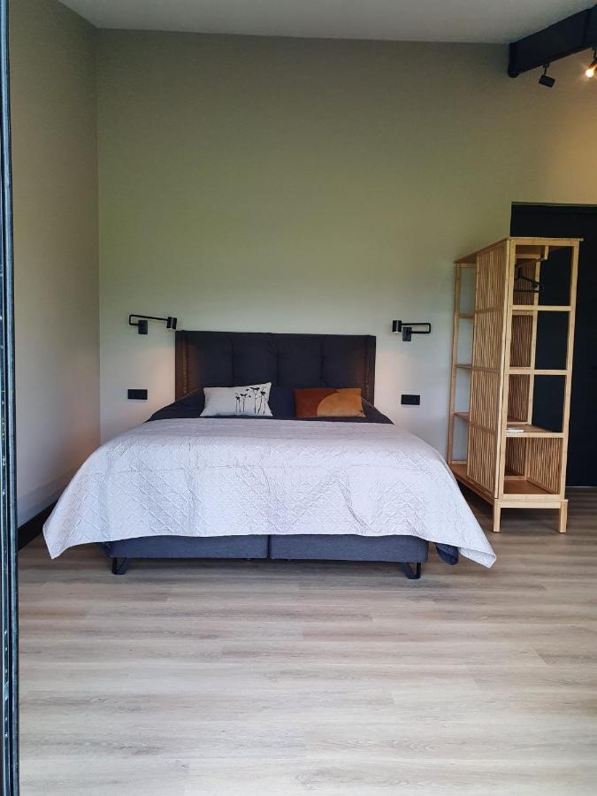 Bed and Breakfast Hippe Schuur à Tytsjerk Extérieur photo